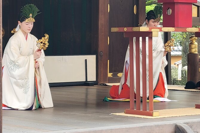 Sacred Treasure Fushimi Inari and Kiyomizu Dera Tour - Why this route works for a first look at Kyoto