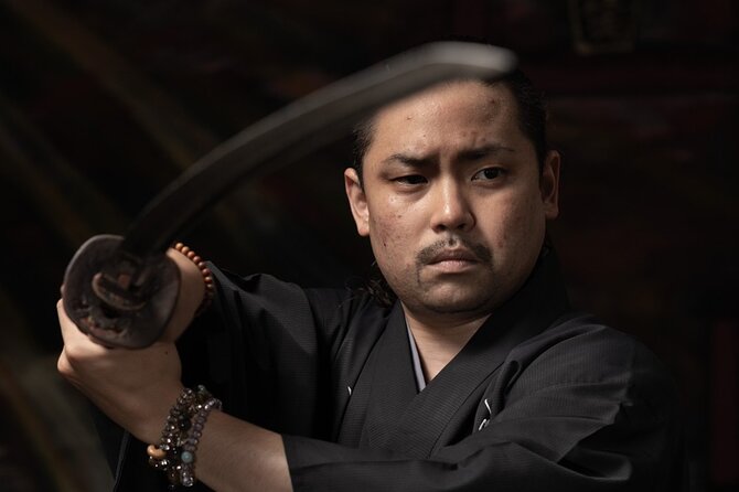 Samurai Training with Modern day Musashi in Kyoto - Drawing, sheathing, and wielding the iaito