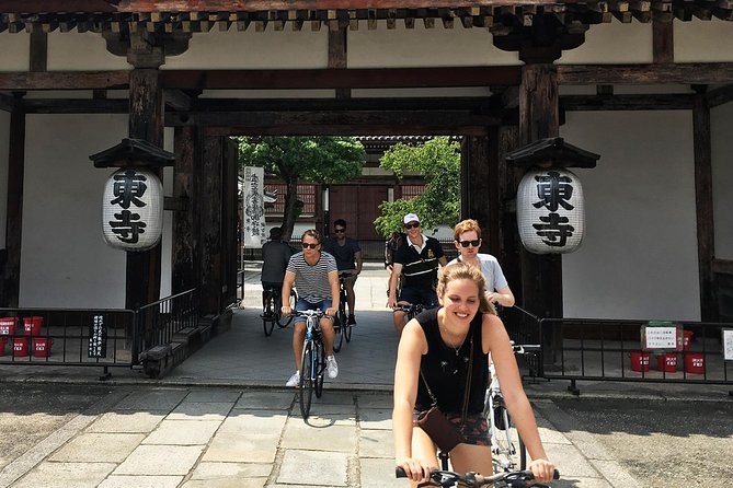 South Kyoto in a Nutshell: Gentle Backstreet Bike Tour! - The guides are a major part of the experience