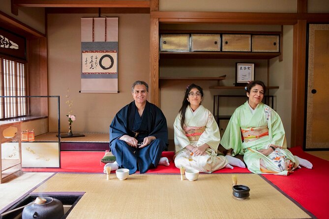 Stunning Private Tea Ceremony: Camellia Garden Teahouse - Sitting comfort and dress details