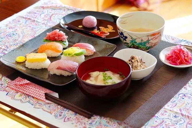 Sushi or Traditional Japanese Cuisine in a Kyoto Home with Emika - Conversation With a Kyoto Native