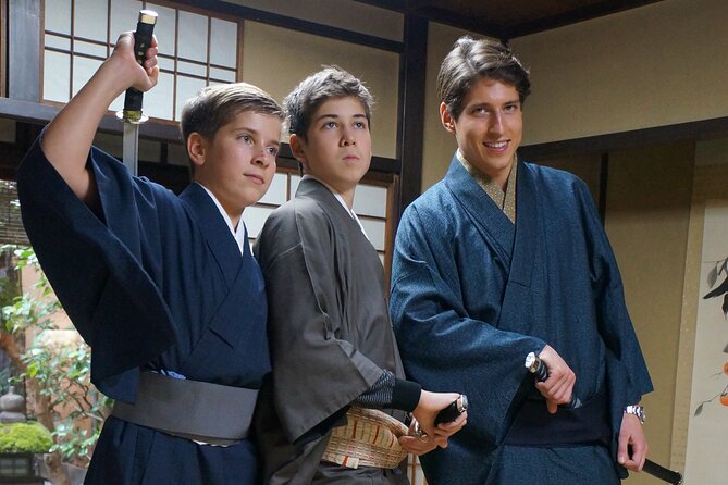 Tea ceremony and kimono experience at Kyoto, Tondaya - Photographing the rooms and garden