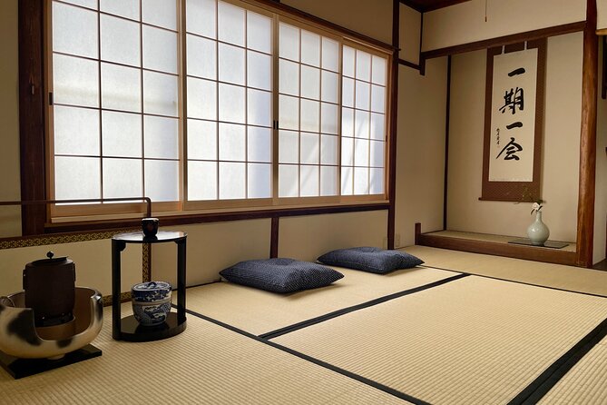Tea ceremony by the tea master in Kyoto SHIUN AN - Why Daitoku-ji gives the experience more meaning