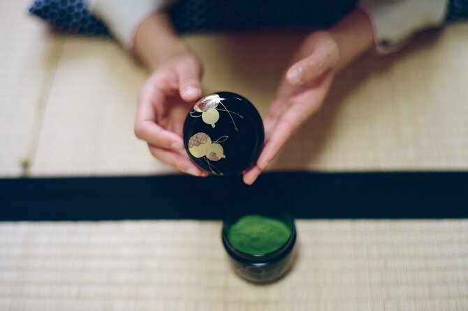 Tea ceremony by the tea master in Kyoto SHIUN AN - Floor seating, stairs, and comfort