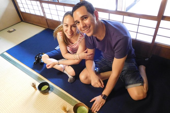 Tea Ceremony Experience in Traditional Kyoto Townhouse - What happens during the one-hour session