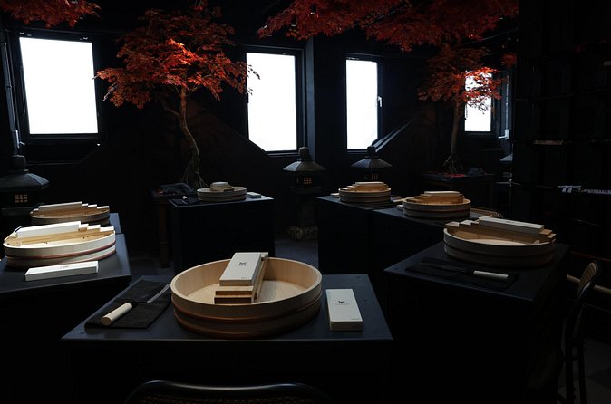 Traditional Japanese Knife Sharpening Class in Kyoto - Whetstones of different grits, and why they matter