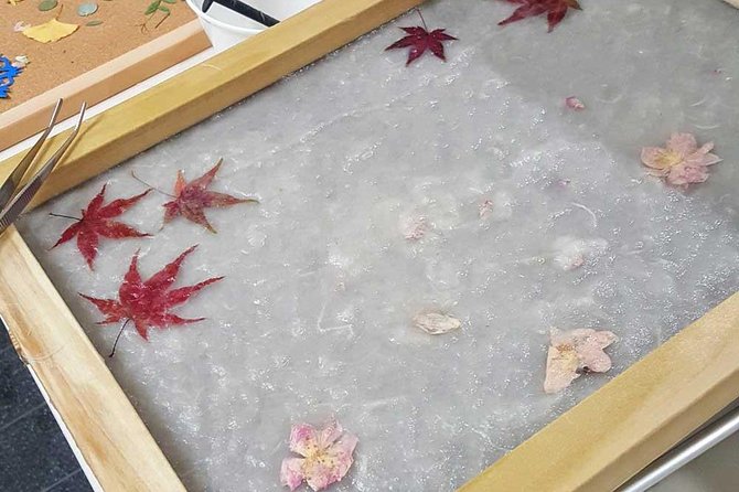 Traditional Japanese Washi Papermaking- Kyoto morning - Who should book this Kyoto craft activity?
