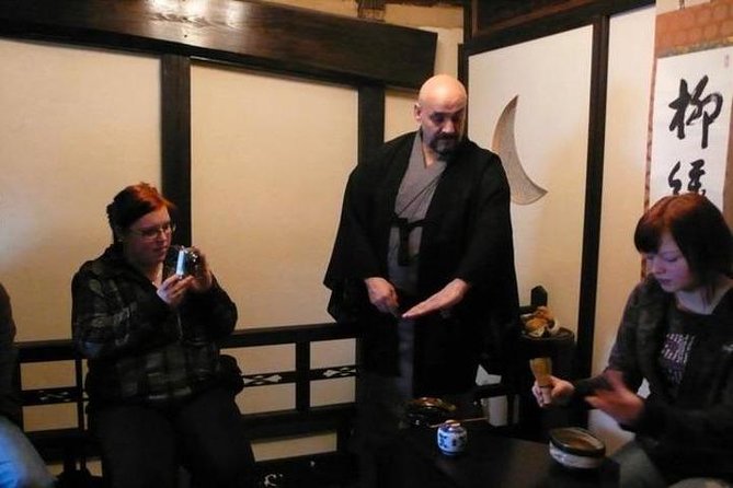 Traditional Tea Ceremony in Kyoto - The Small Townhouse Setting