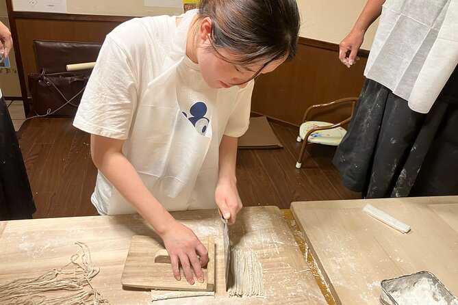 Udon and Tempura Cooking Class in Nara - Timing, group size, and booking advice