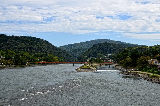 Uji Tea Ceremony and UNESCO Heritage Walking Tour - Guide Style and Group Size