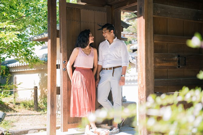 Your Private Vacation Photography Session In Kyoto - Yasaka Shrine: A Strong Finish